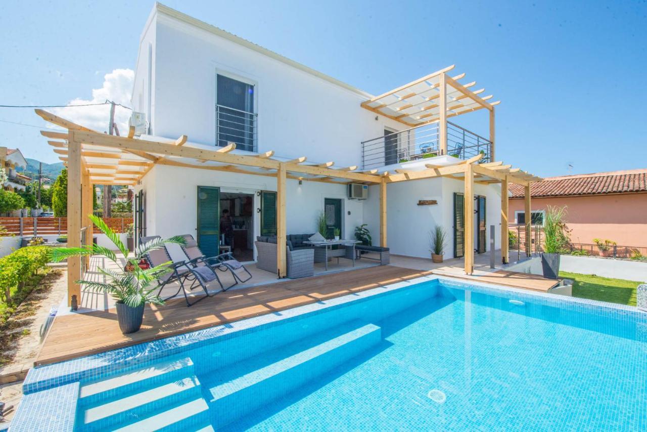 Acharavi Beach Villa 外观 照片