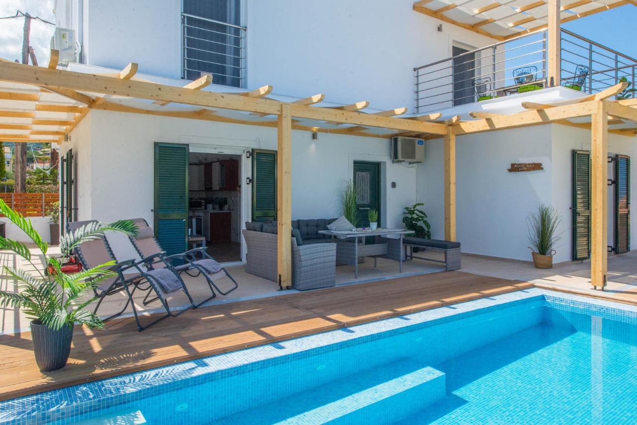 Acharavi Beach Villa 外观 照片