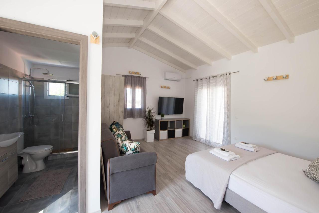Acharavi Beach Villa 外观 照片