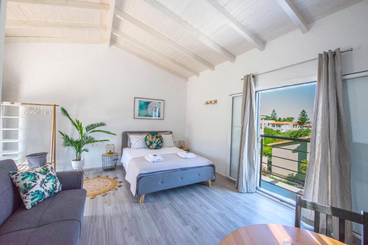 Acharavi Beach Villa 外观 照片