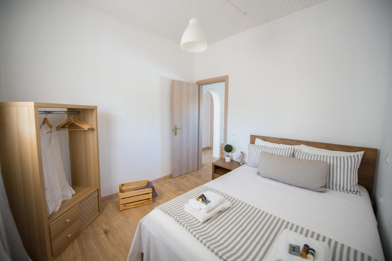 Acharavi Beach Villa 外观 照片