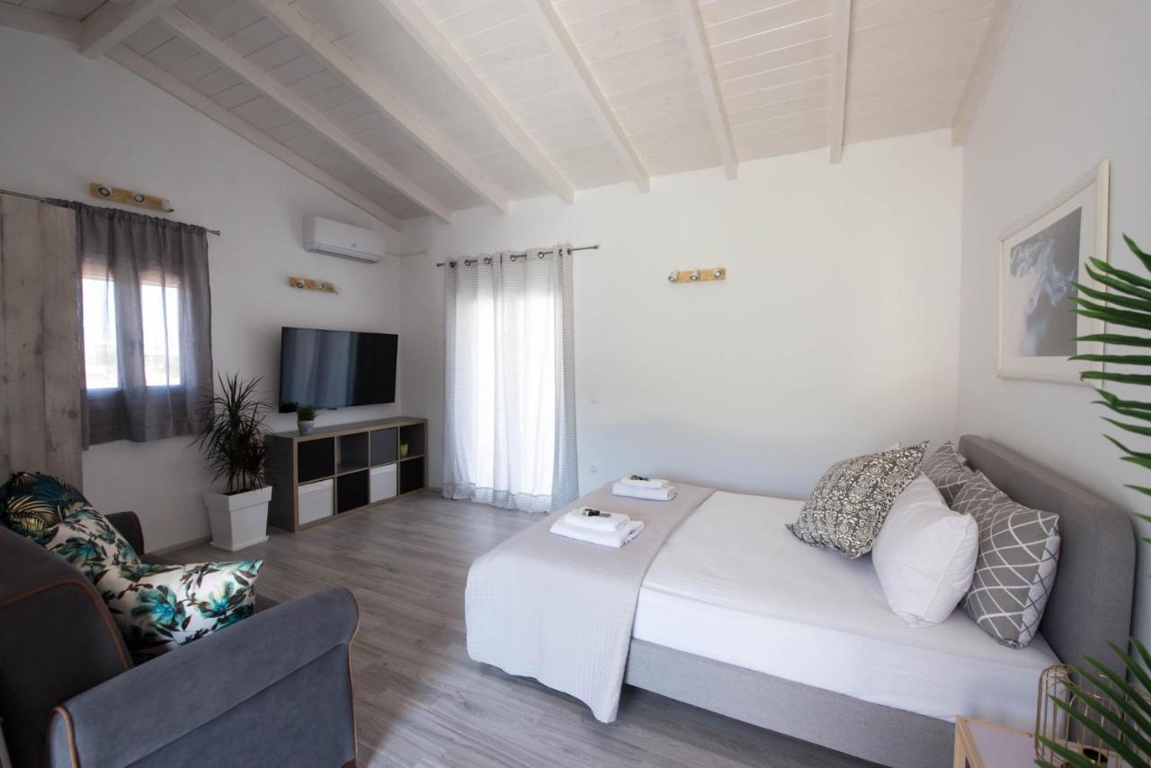Acharavi Beach Villa 外观 照片