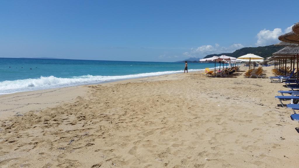 Acharavi Beach Villa 外观 照片